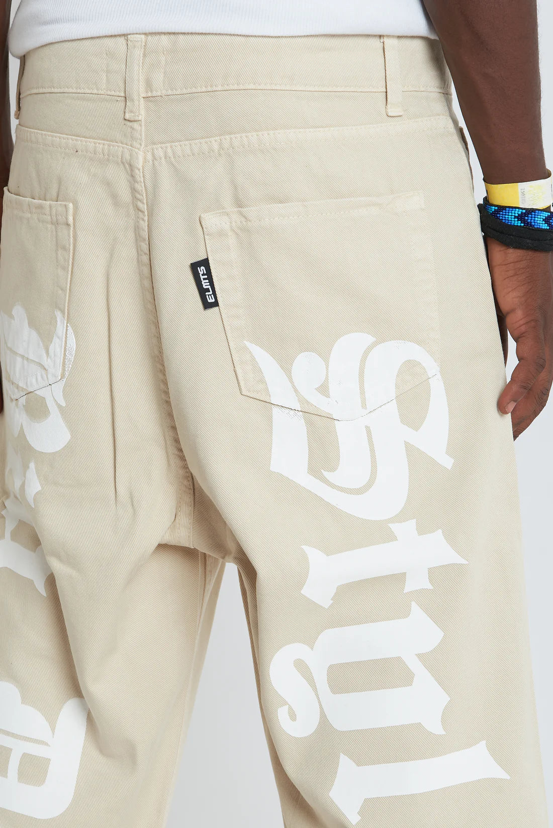 Baggy Gothic sand