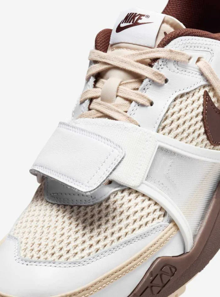 Nike Zoom Field Jaxx 'Travis Scott Light Chocolate'
