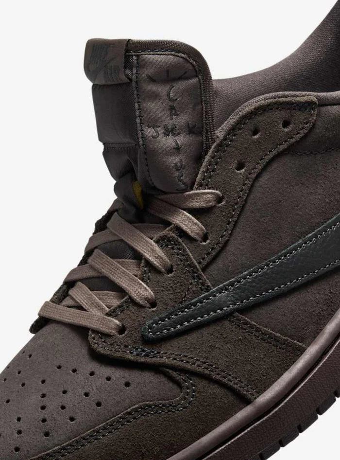Jordan 1 Retro Low OG SP 'Travis Scott Velvet Brown'