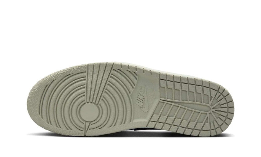 Jordan 1 Retro Low OG Zion Williamson Voodoo Alternate